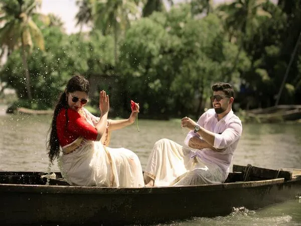 Kerala Honeymoon Tour.